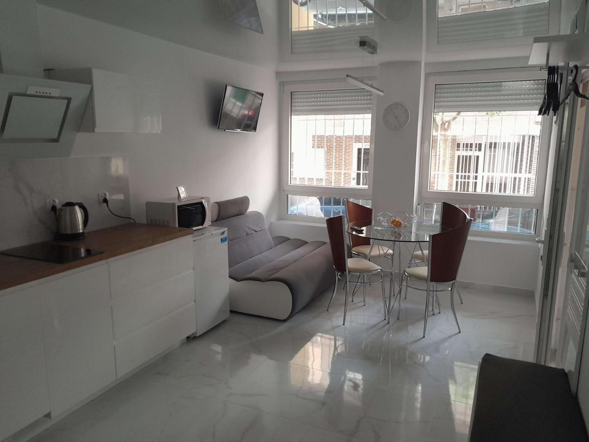 Stylowy Apartament Harmonia Playa Del Cura, Hiszpania Daire Torrevieja Dış mekan fotoğraf