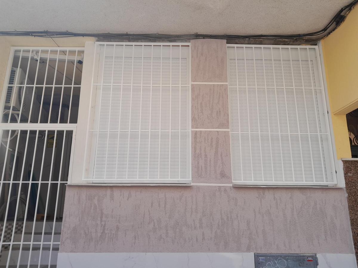 Stylowy Apartament Harmonia Playa Del Cura, Hiszpania Daire Torrevieja Dış mekan fotoğraf