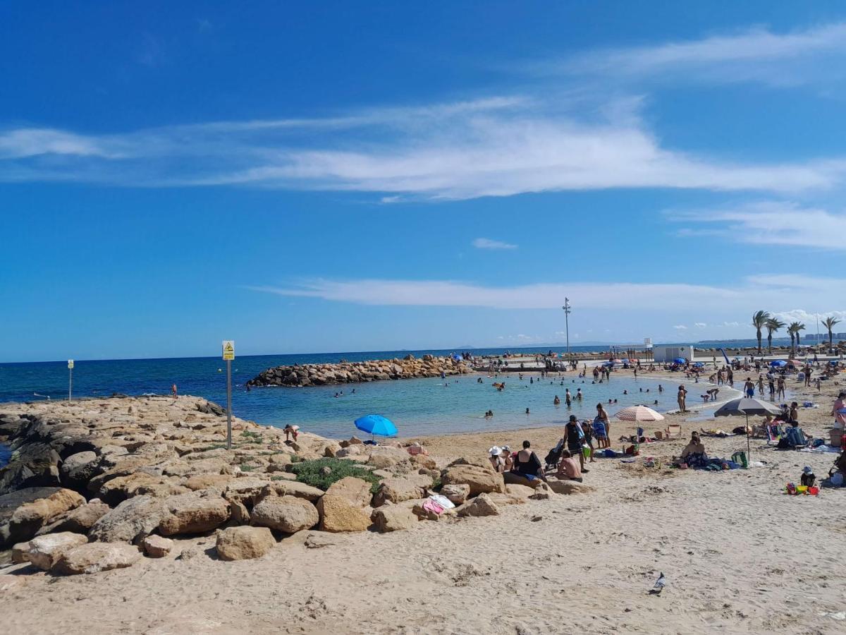 Stylowy Apartament Harmonia Playa Del Cura, Hiszpania Daire Torrevieja Dış mekan fotoğraf