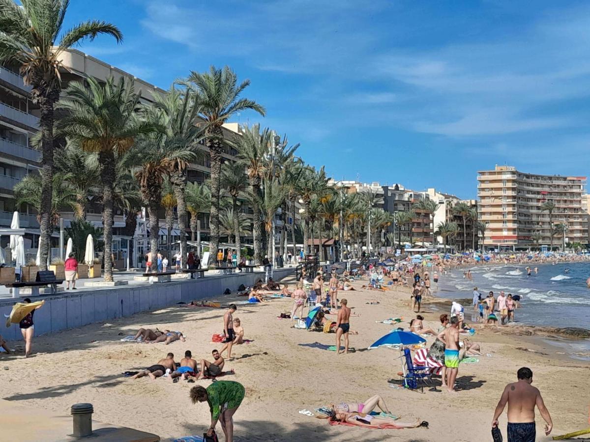 Stylowy Apartament Harmonia Playa Del Cura, Hiszpania Daire Torrevieja Dış mekan fotoğraf