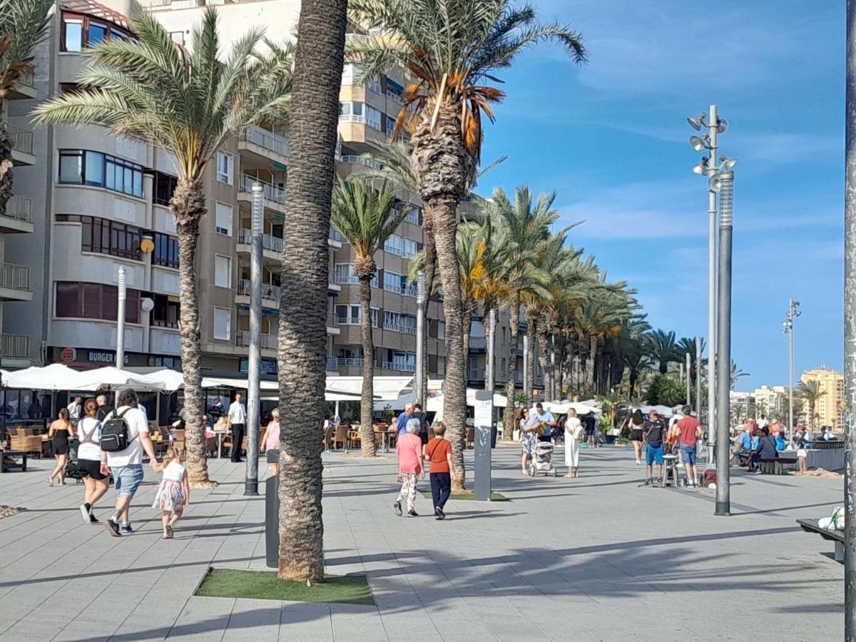 Stylowy Apartament Harmonia Playa Del Cura, Hiszpania Daire Torrevieja Dış mekan fotoğraf