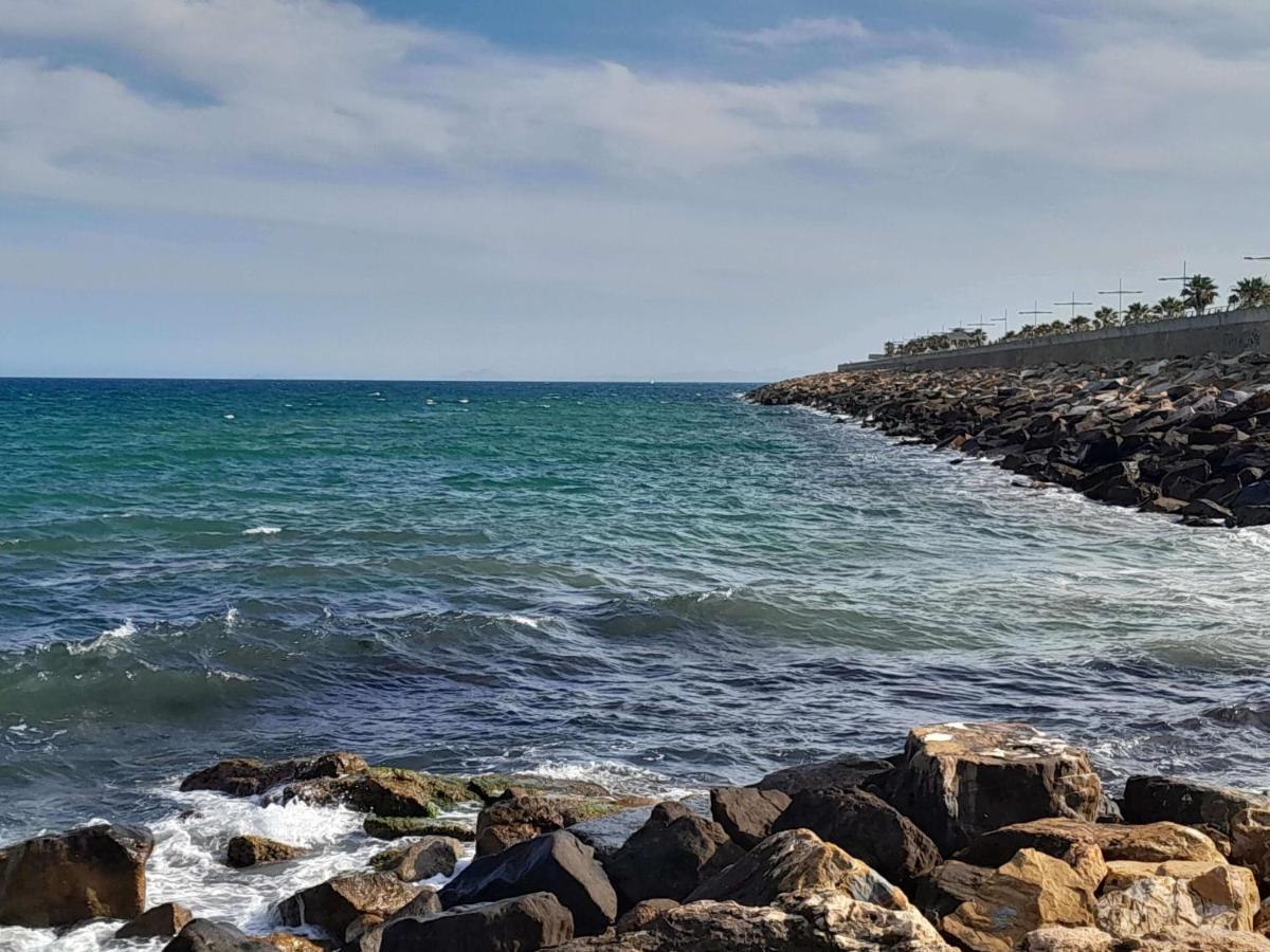 Stylowy Apartament Harmonia Playa Del Cura, Hiszpania Daire Torrevieja Dış mekan fotoğraf