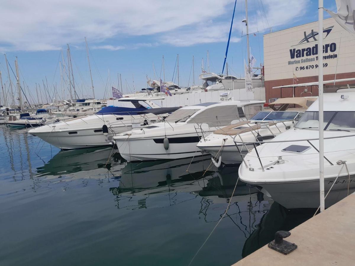 Stylowy Apartament Harmonia Playa Del Cura, Hiszpania Daire Torrevieja Dış mekan fotoğraf
