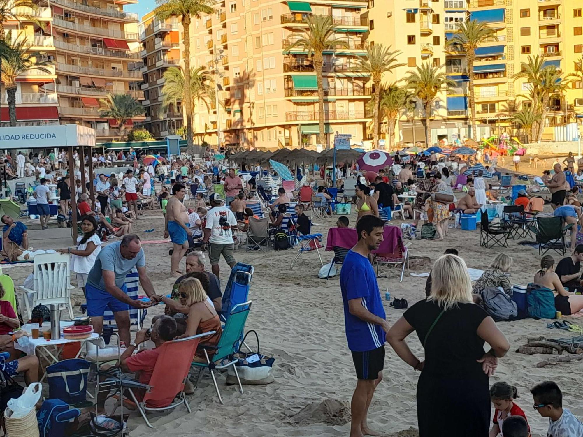 Stylowy Apartament Harmonia Playa Del Cura, Hiszpania Daire Torrevieja Dış mekan fotoğraf